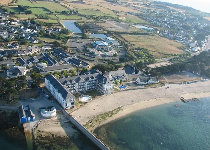 Beau T2 Bis Dans De Standing Ravalement De Facade En Cours Appartement Le Croisic